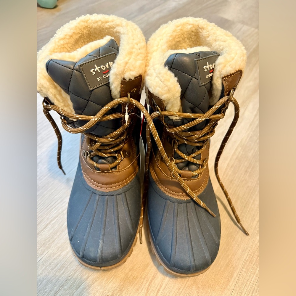 Cougar Brown and Navy Snow Boots NWT